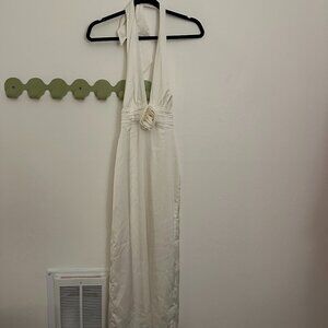 *NWT, Never Worn* Abercrombie Halter Neck White Rosette Midi Dress